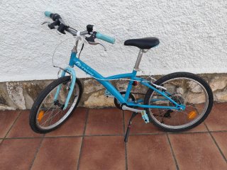 Bicicleta infantil Btwin azul 8 años
