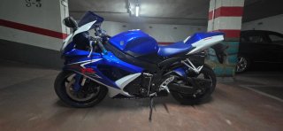 Suzuki GSX-R Moto Deportiva Azul/Plata