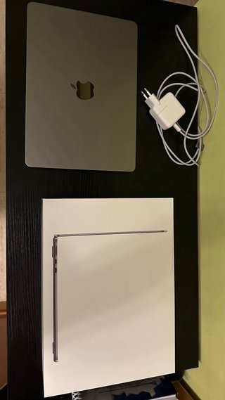 MacBook Air M2 Gris Espacial