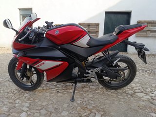 Yamaha YZF-R 125 Roja