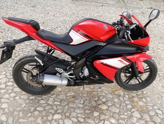 Yamaha YZF-R 125 Roja