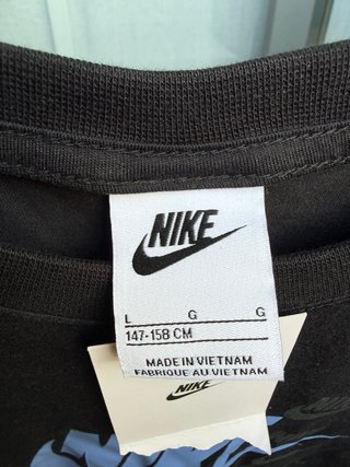 Camiseta Nike niño negra