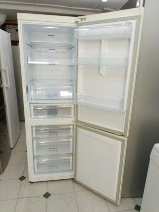 Nevera combi Samsung 185/60cm A+ con garantia