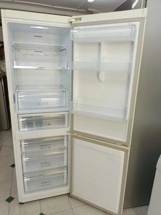 Nevera combi Samsung 185/60cm A+ con garantia