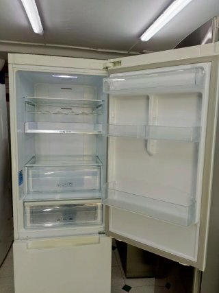 Nevera combi Samsung 185/60cm A+ con garantia