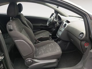 Opel Corsa 1.2 C'Mon 63 kW (85 CV)