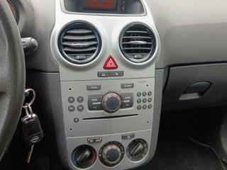 Opel Corsa 1.2 C'Mon 63 kW (85 CV)