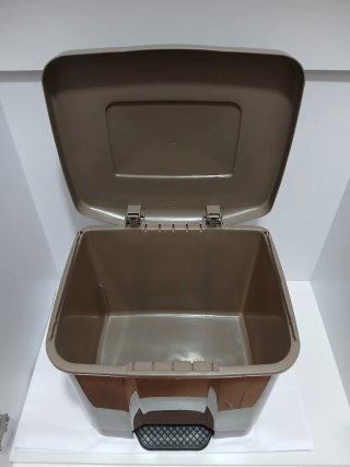 Cubo de Basura Plástico con Pedal 640513926