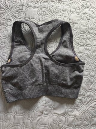 Top deportivo Gymshark gris talla S