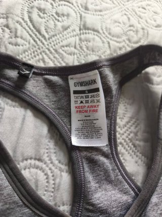 Top deportivo Gymshark gris talla S