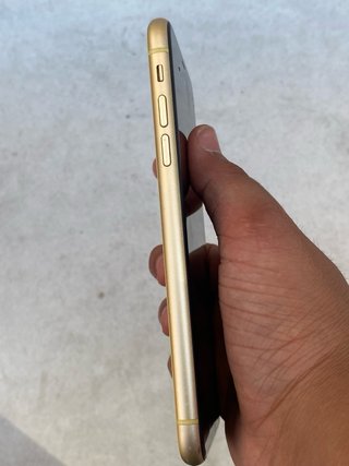 iPhone XR Giallo 64GB