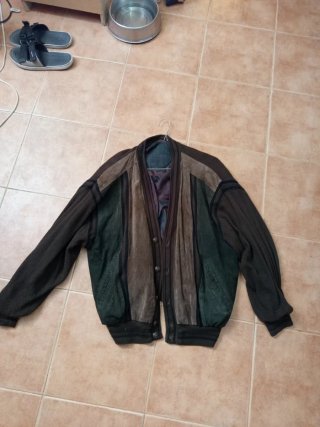 Bomber Leo Chavalier marrón y verde con cuero