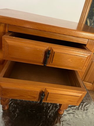 Comodino rustico in legno massello