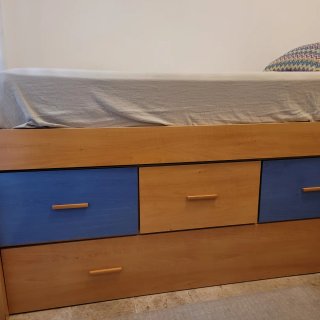 Cama juvenil con cajones