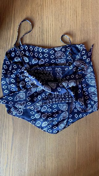 TOP TIPO PAÑUELO STRADIVARIUS