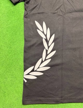 Camiseta Fred Perry Talla L Negra