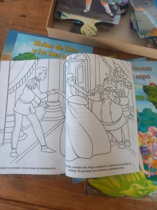 PRINCESAS CUENTOS PARA PINTAR Y ARMAR (ROMPECABEZA