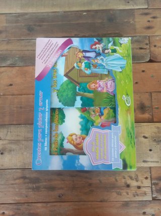 PRINCESAS CUENTOS PARA PINTAR Y ARMAR (ROMPECABEZA