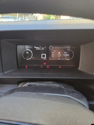 Peugeot jumpy 2025 talla M semi nuevo