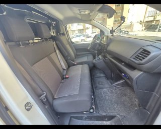 Peugeot jumpy 2025 talla M semi nuevo