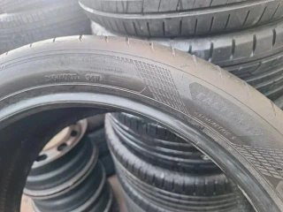 245 40 R19 94W Goodyear - 1 neumático +75%