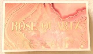 Paleta de Sombras Huda Beauty Rosa Quartz sin caja