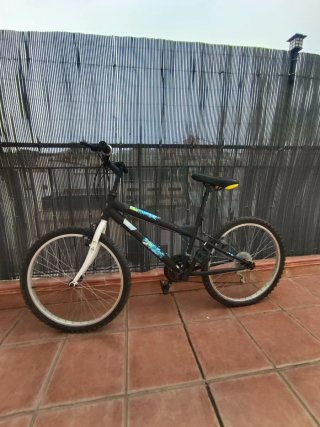 Bicicleta Mountain Bike Negra