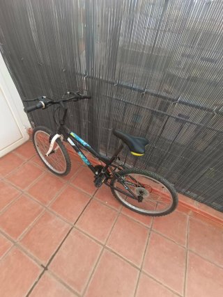 Bicicleta Mountain Bike Negra