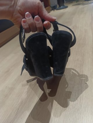 Sandalias de cuña negras Pimkie talla 36