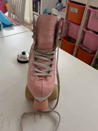 Patin de 4 ruedas rosa. Talla 37,5 decatlon