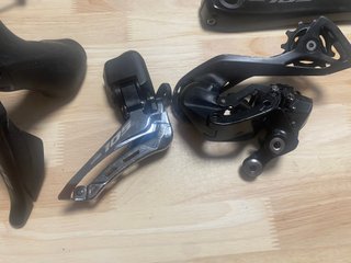 Grupo Shimano 105 Di2 Disco Completo 12 Vel