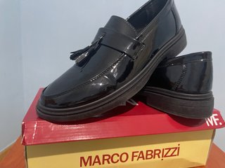 Zapatos charol Marco Fabrizzi negros