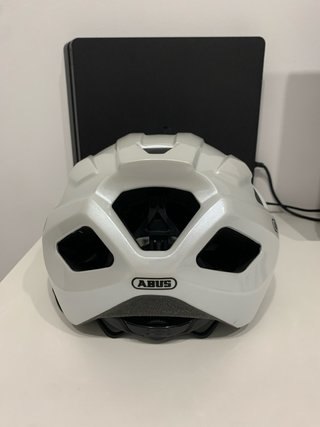 Casco de bicicleta ABUS blanco