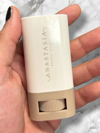 Base en Stick Anastasia Beverly Hills