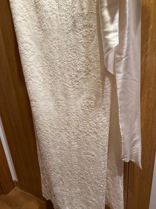 Vestido de fiesta beige encaje hecho a medida
