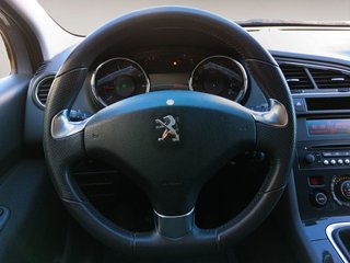 Peugeot 5008 PureTech 130 S&S Style 96 kW (130 CV)