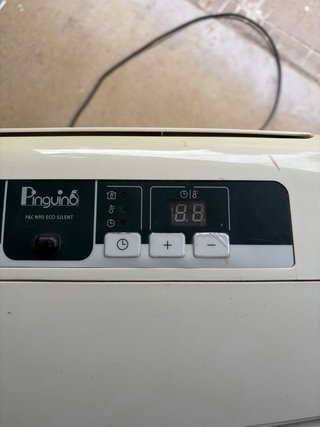 Aire Acondicionado Portátil DeLonghi Gris