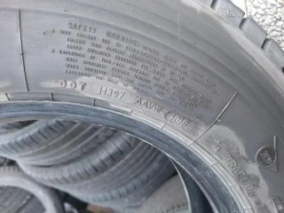 215 75 R17.5 Dunlop - 1 neumático camión