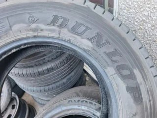 215 75 R17.5 Dunlop - 1 neumático camión