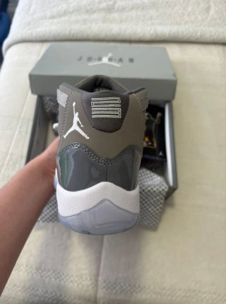 Jordan Retro 11 Cool Grey