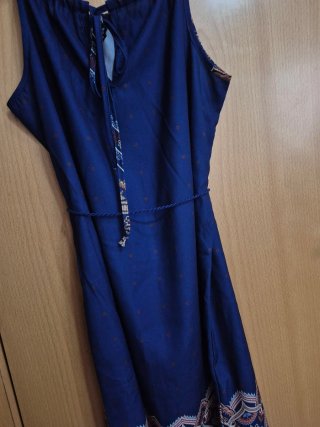 Vestido azul estampado de verano