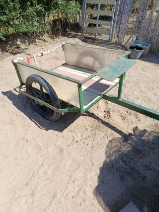 Carro para transportar mercancía ..