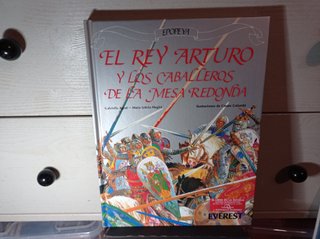 EL REY ARTURO Y LOS CABALLEROS DE LA MESA REDONDA