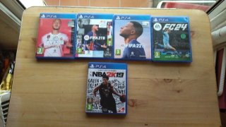 Lote Juegos PS4: FIFA 20, 21, 22, FC 24, NBA 2K19