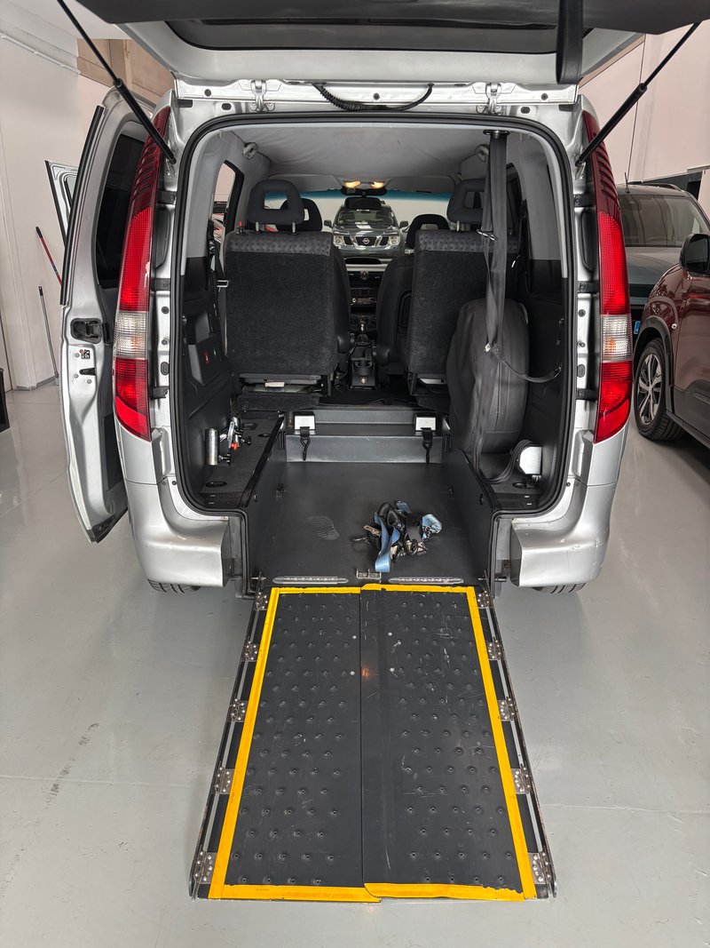 Mercedes-Benz Vaneo ADAPTADO PMR - foto 1