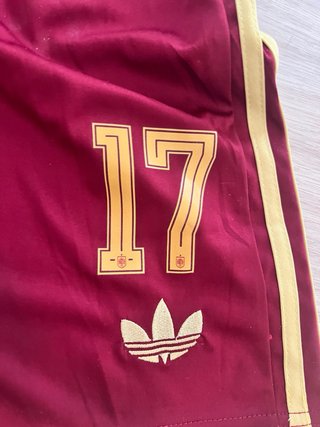Pantalón corto España Adidas Talla 26