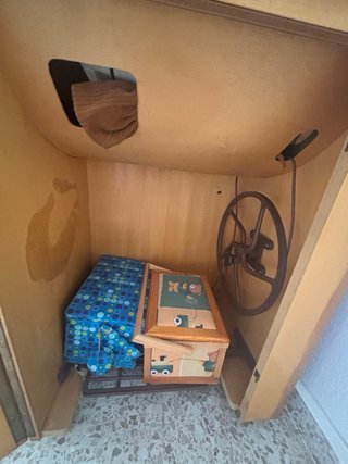 Máquina de coser Wertheim con mueble