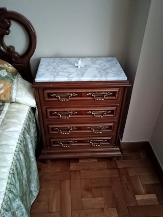Dormitorio completo madera oscura