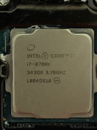 Intel i7 8700k + Placa ASUS maximus x hero +32gb