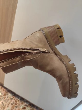 Botín mujer beige y marrón